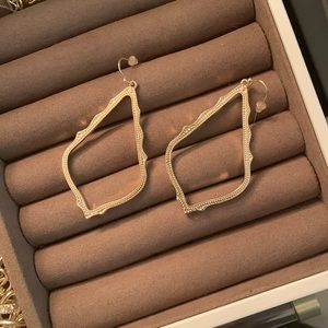 Kendra Scott Sophie earrings in gold meta